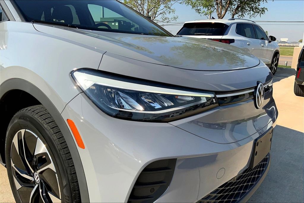 Certified 2022 Volkswagen ID.4 Pro image 28