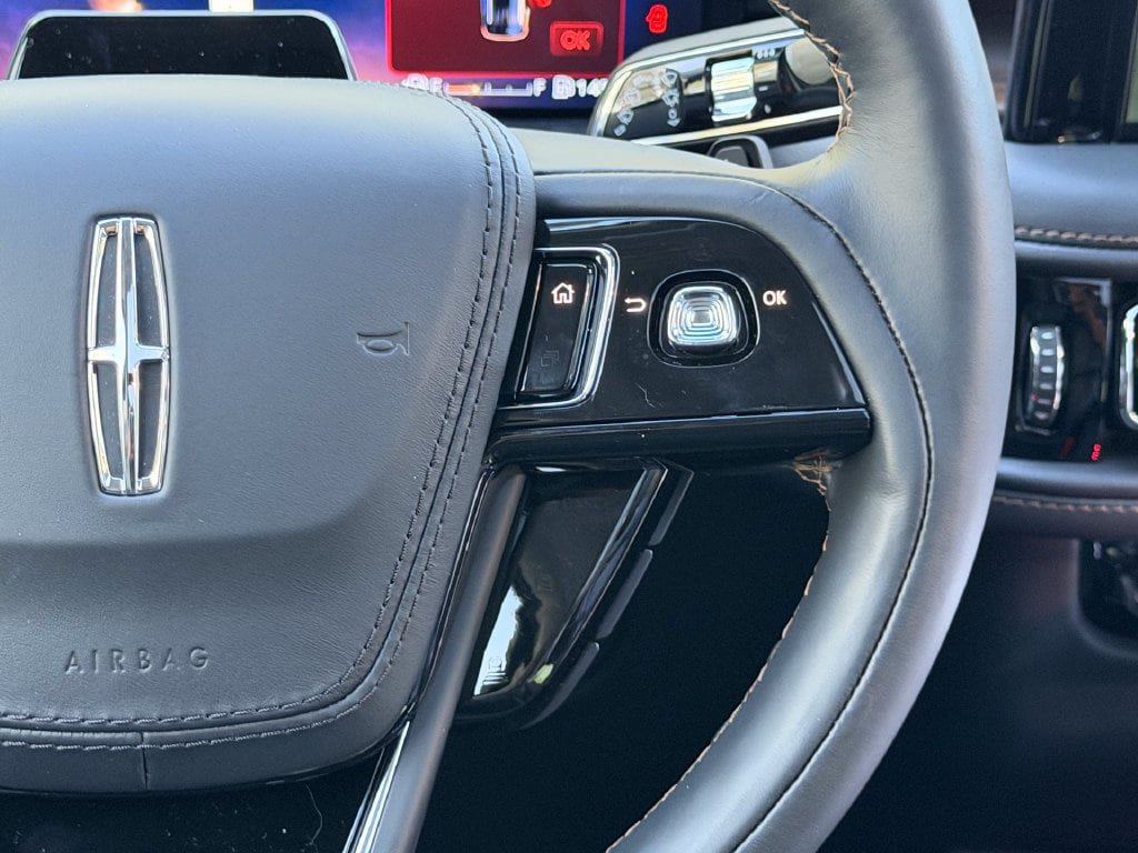 New 2026 Lincoln Aviator Reserve AWD/4WD image 14