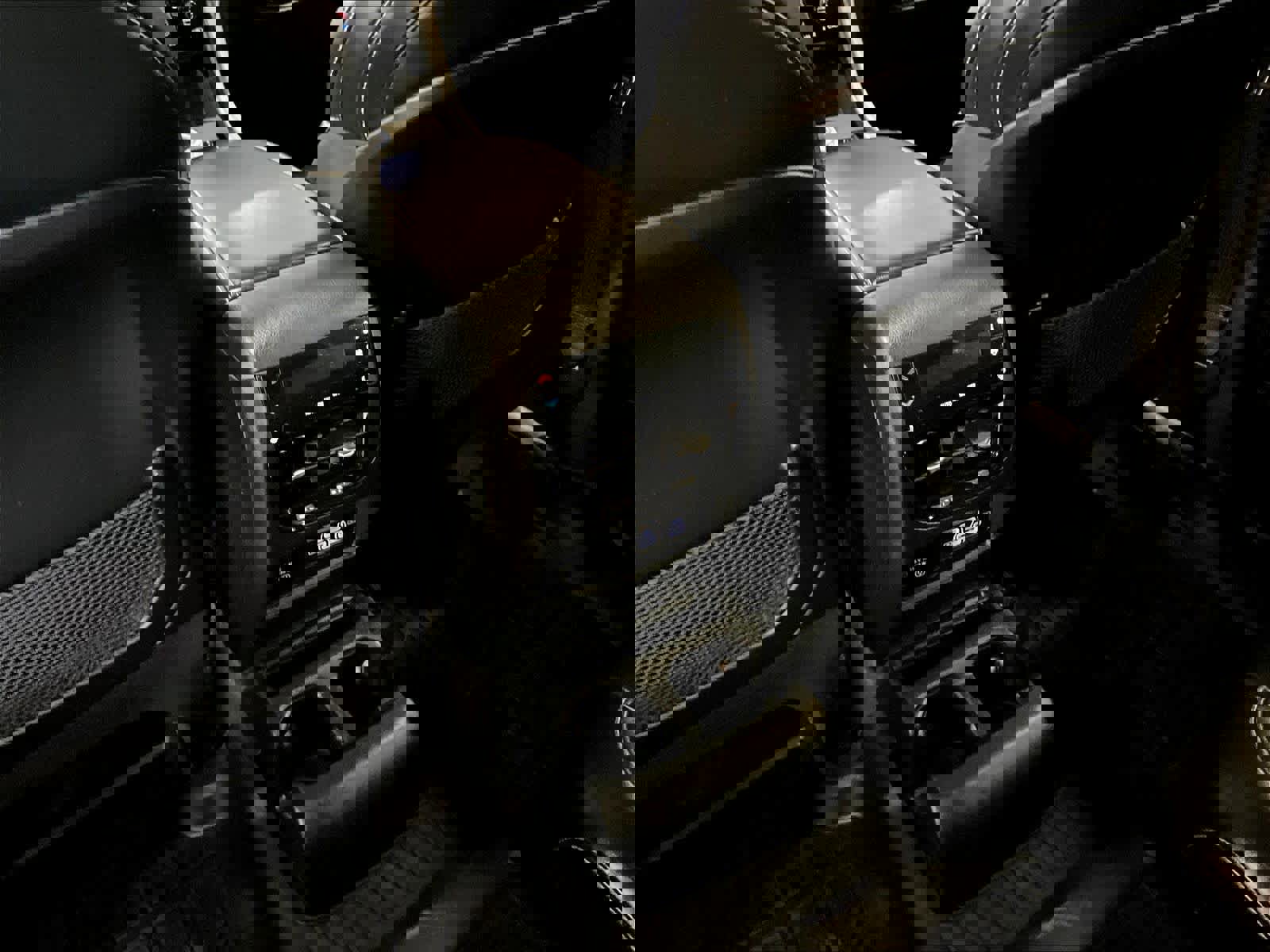 Used 2021 Jeep Grand Cherokee L Limited w/ Luxury Tech Group II image 29