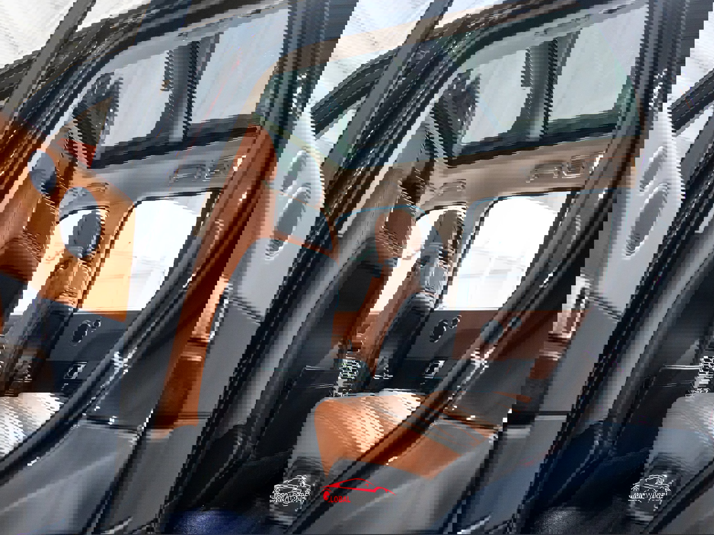 Used 2016 Land Rover Range Rover Autobiography image 22