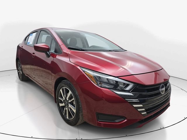 Used 2025 Nissan Versa SV w/ Trunk Package FWD video 3