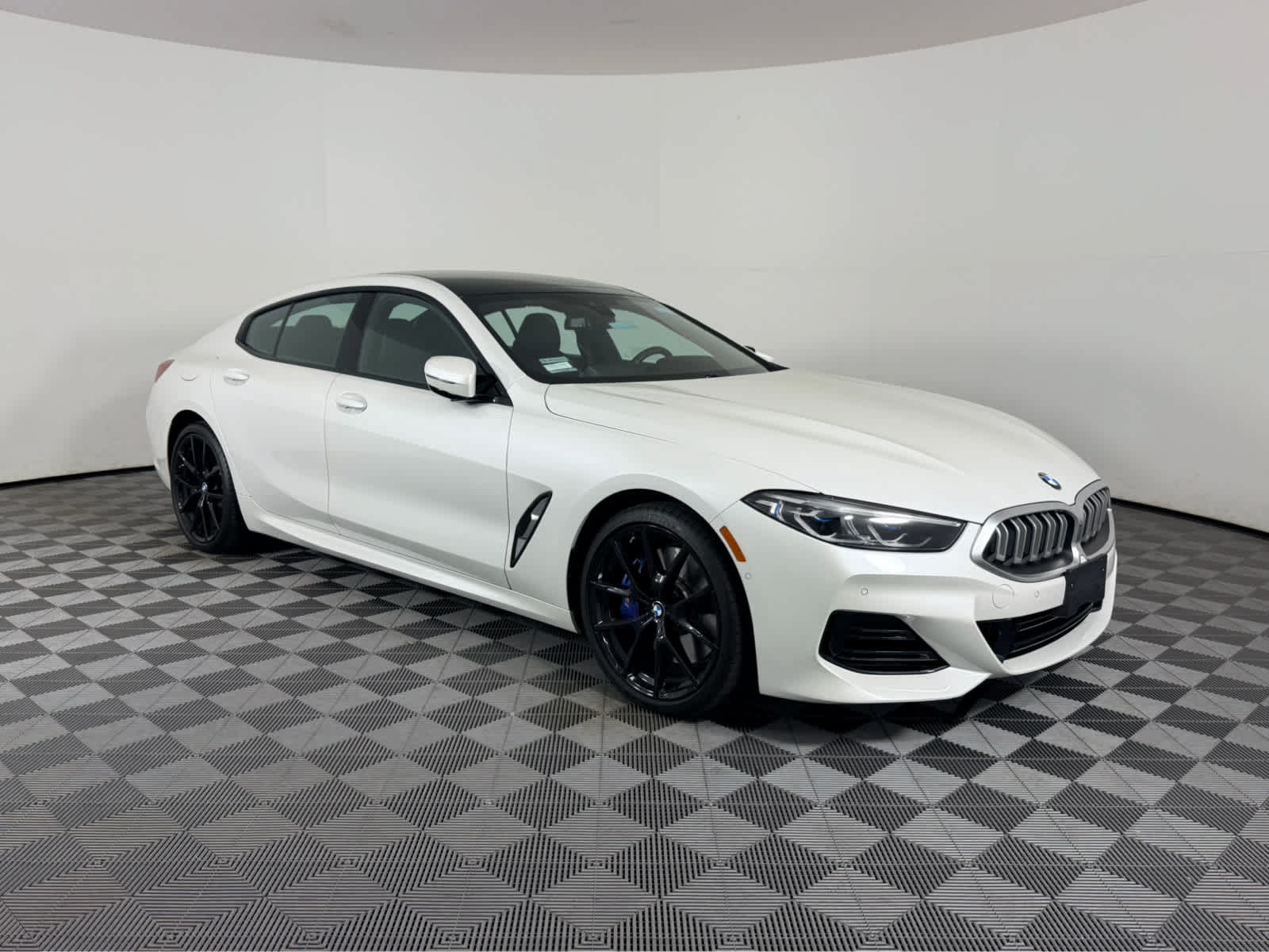 Used 2025 BMW 840i w/ Driving Assistance Package RWD image 1
