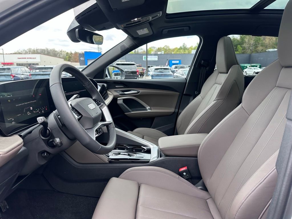 Used 2025 Audi Q5 Premium Plus AWD/4WD image 13