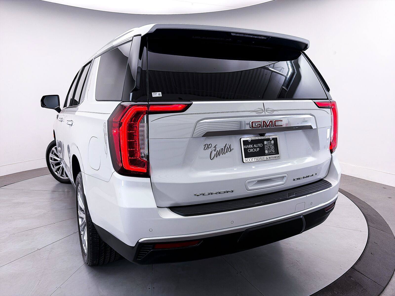 Used 2024 GMC Yukon Denali w/ Max Trailering Package AWD/4WD image 12