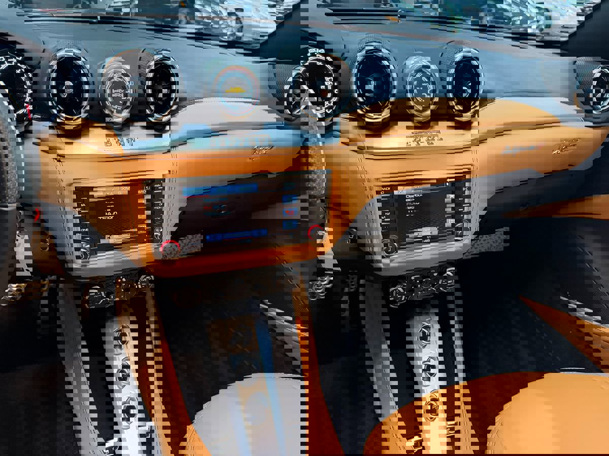 Used 2017 Ferrari California T image 26