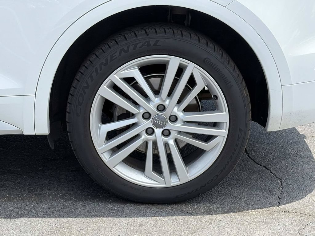 Used 2018 Audi Q5 Prestige w/ Prestige Package AWD/4WD image 12