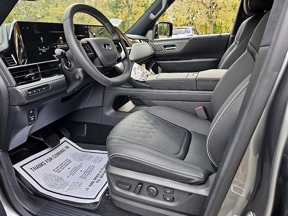 New 2026 INFINITI QX80 Autograph w/ Premium Cargo Package image 7