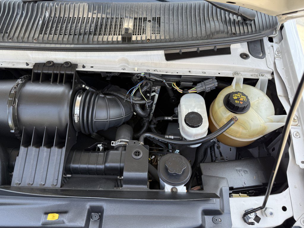 Used 2012 Ford E-150 and Econoline 150 E-150 Van w/ PWR Group image 10