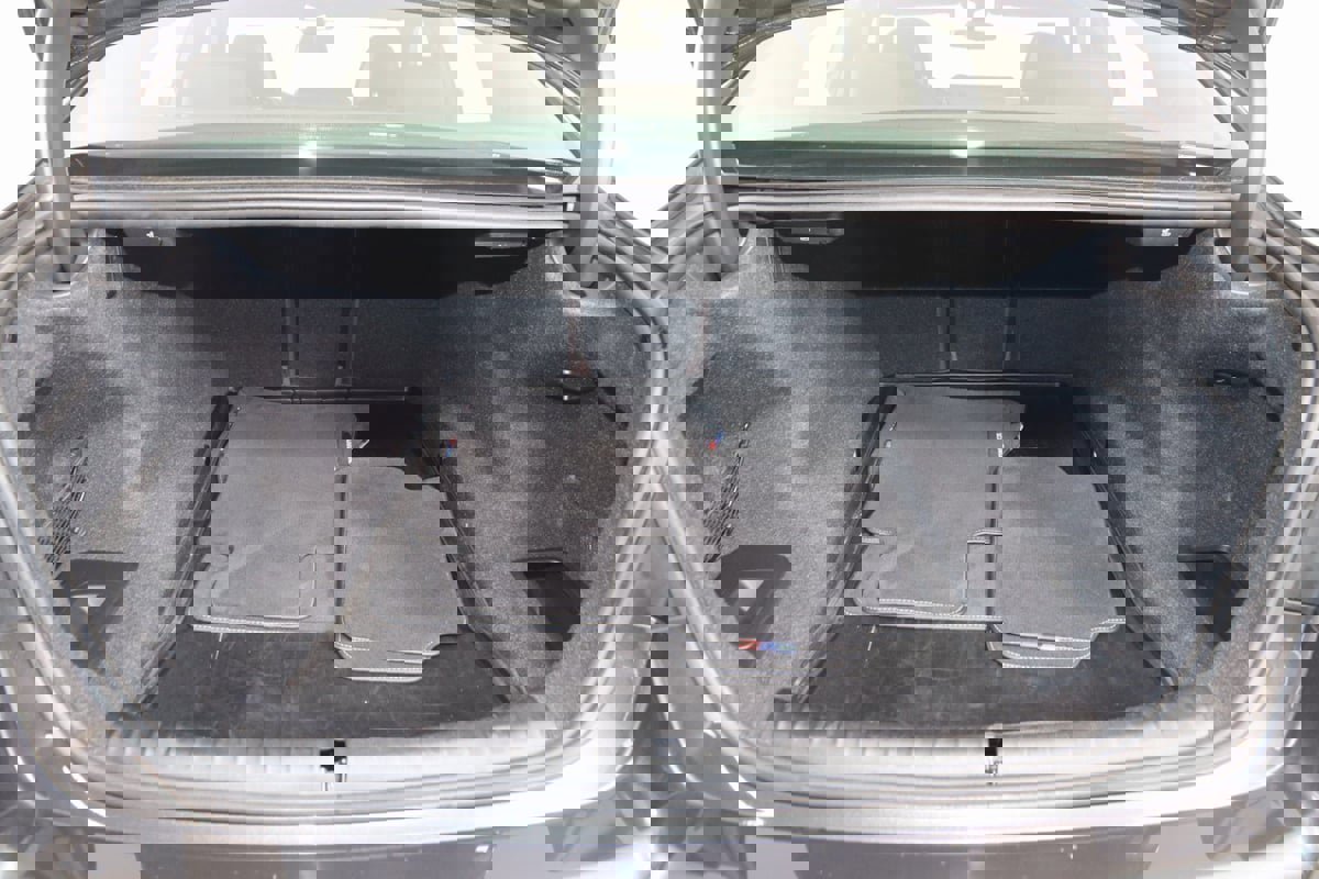 Used 2023 BMW M550i xDrive image 62