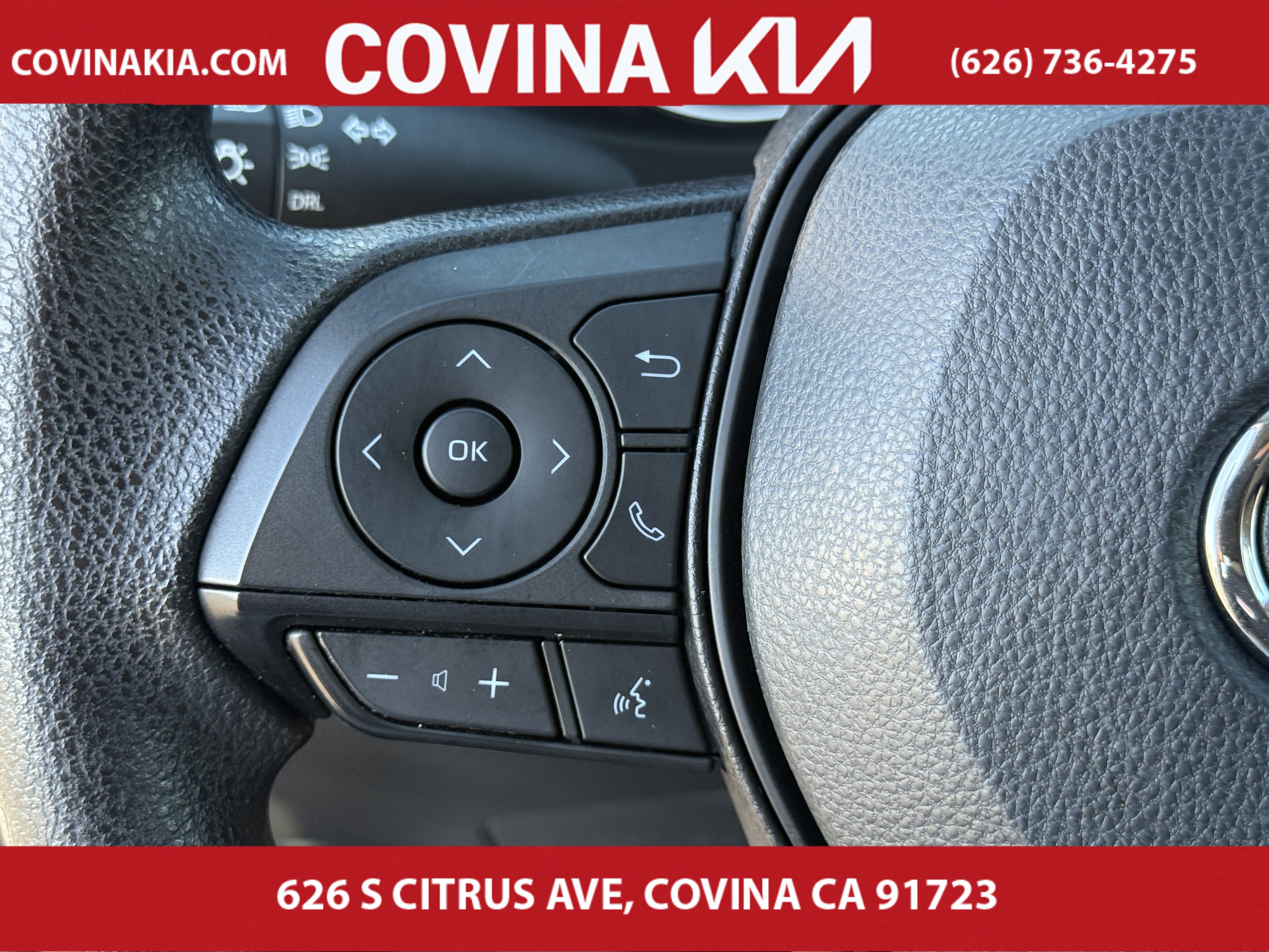 Used 2022 Toyota RAV4 LE image 17