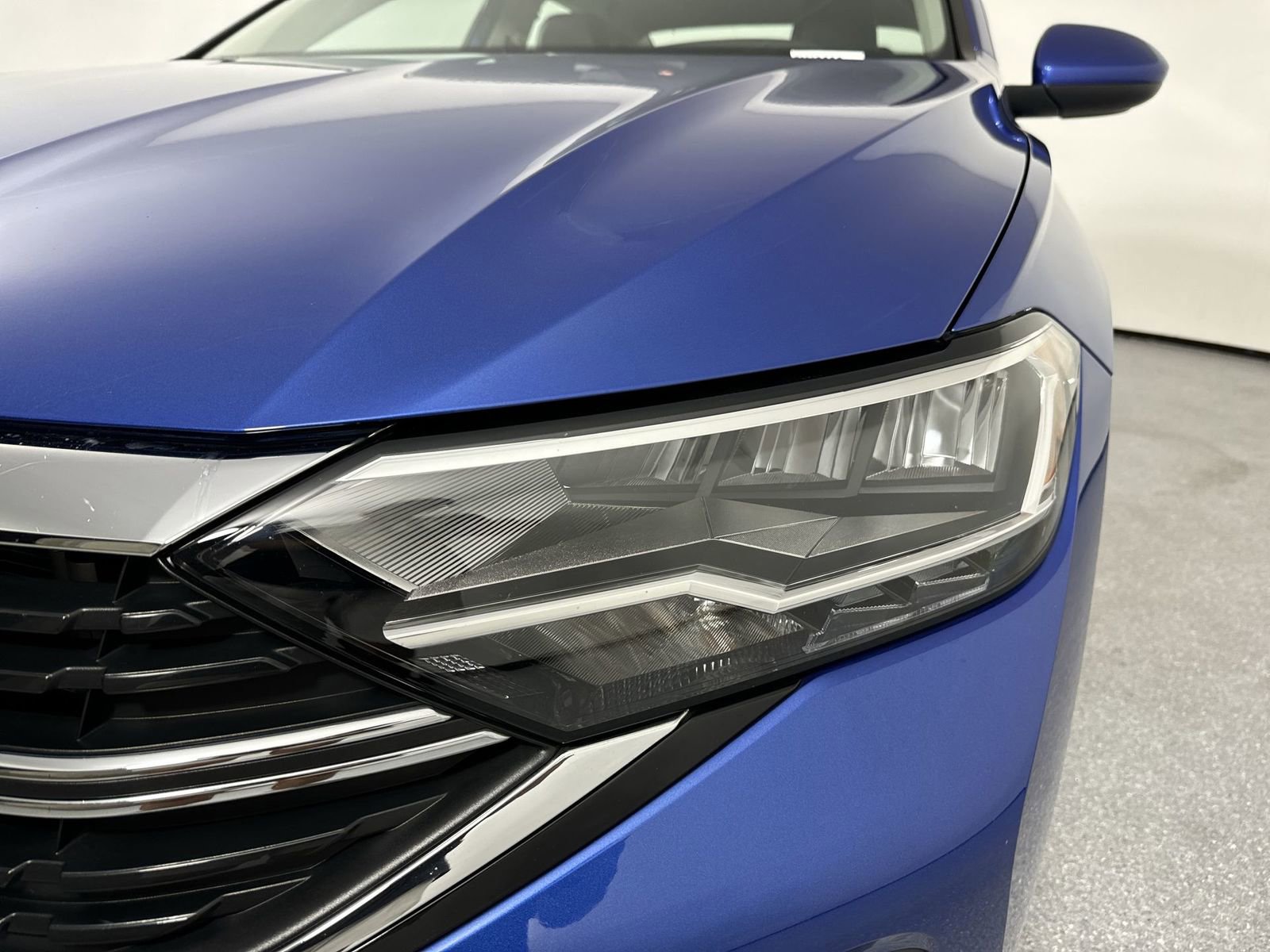 Used 2023 Volkswagen Jetta SE w/ Panoramic Sunroof Package image 28