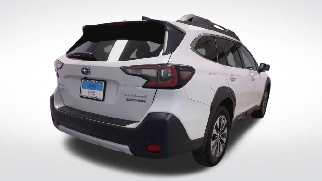Used 2024 Subaru Outback Touring XT image 7