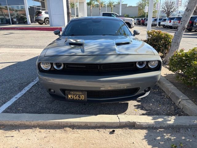 Used 2018 Dodge Challenger SXT Plus image 3