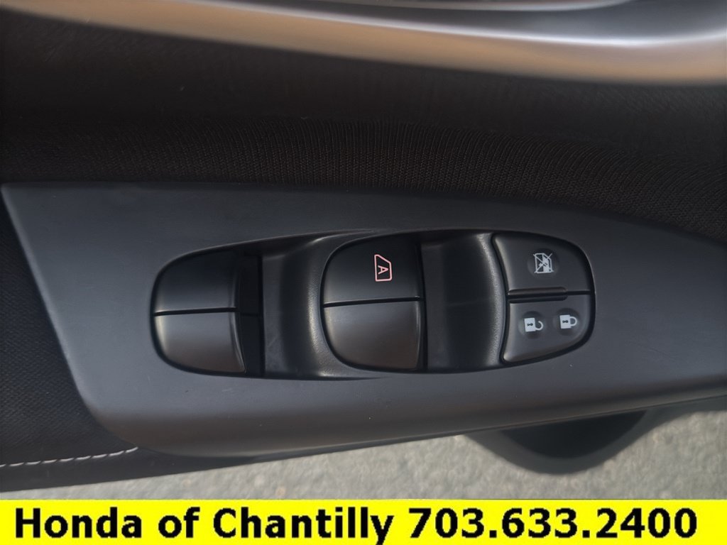 Used 2015 Nissan Sentra S FWD image 20