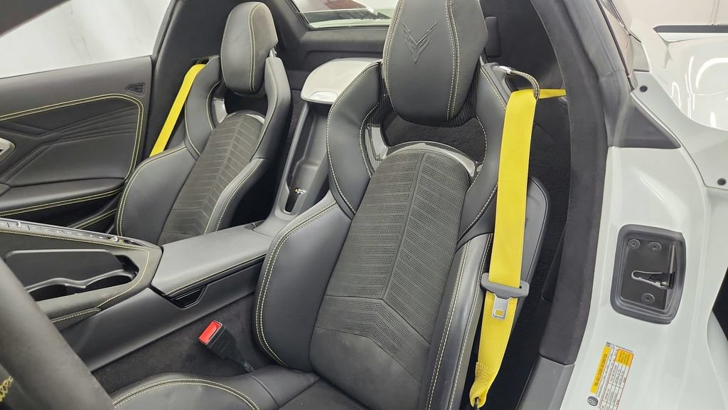Used 2024 Chevrolet Corvette E-Ray AWD/4WD image 28