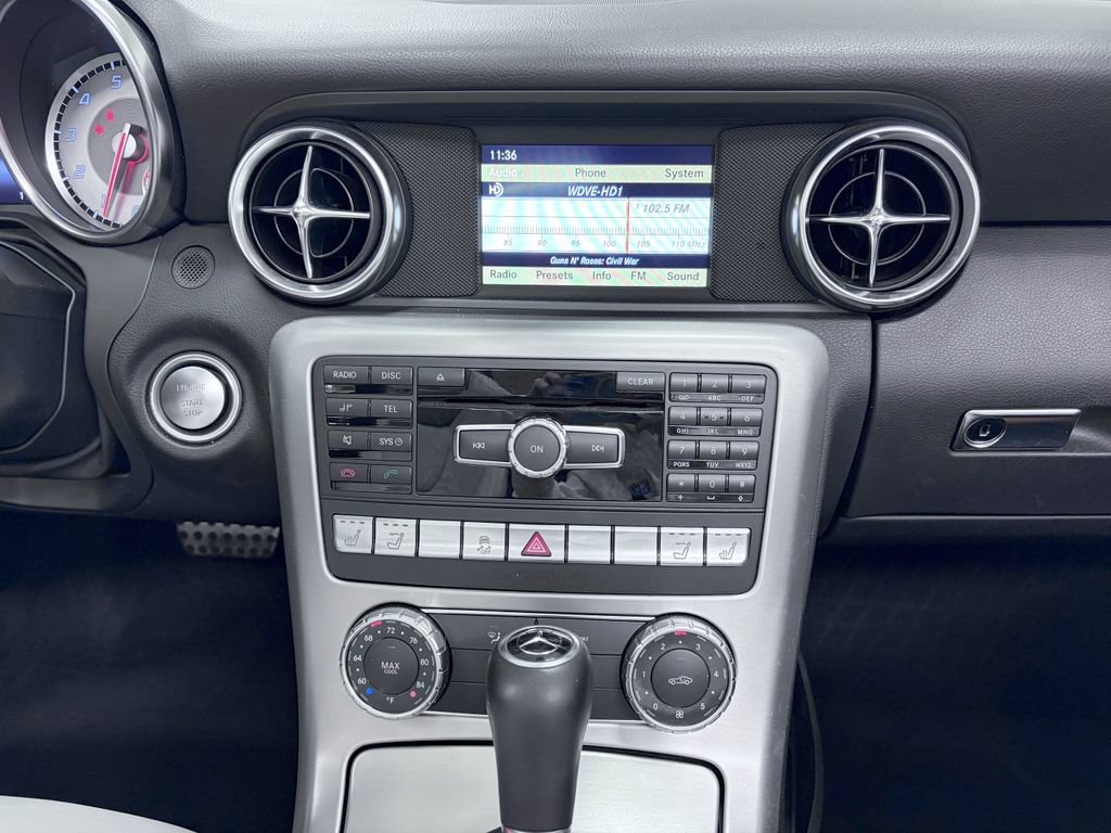 Used 2012 Mercedes-Benz SLK 350 image 18