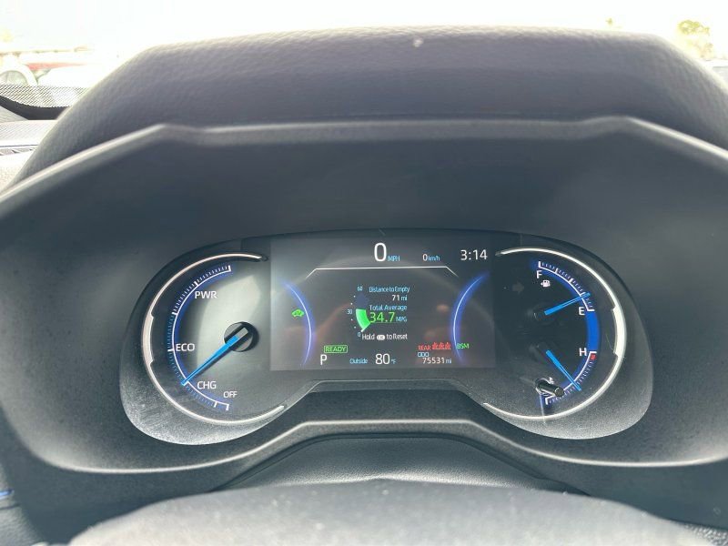 Used 2020 Toyota RAV4 XSE AWD/4WD image 19