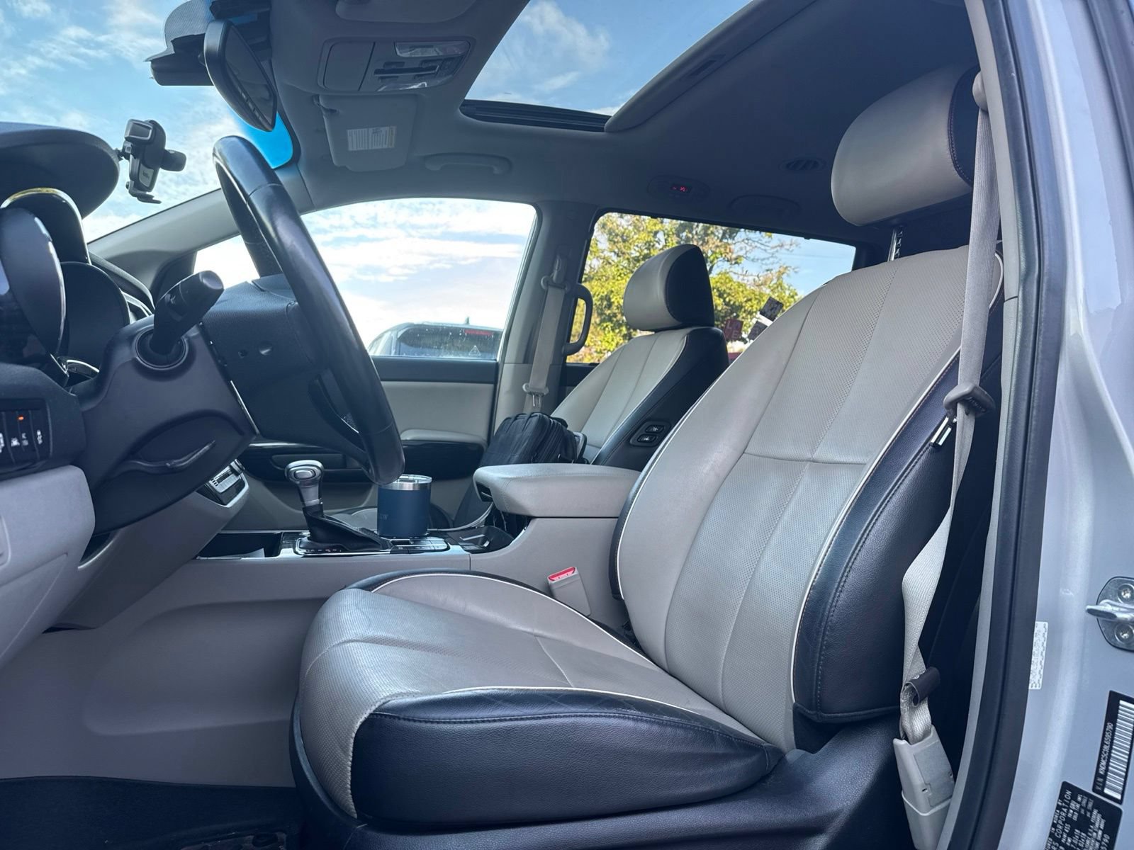 Used 2020 Kia Sedona SX FWD image 8