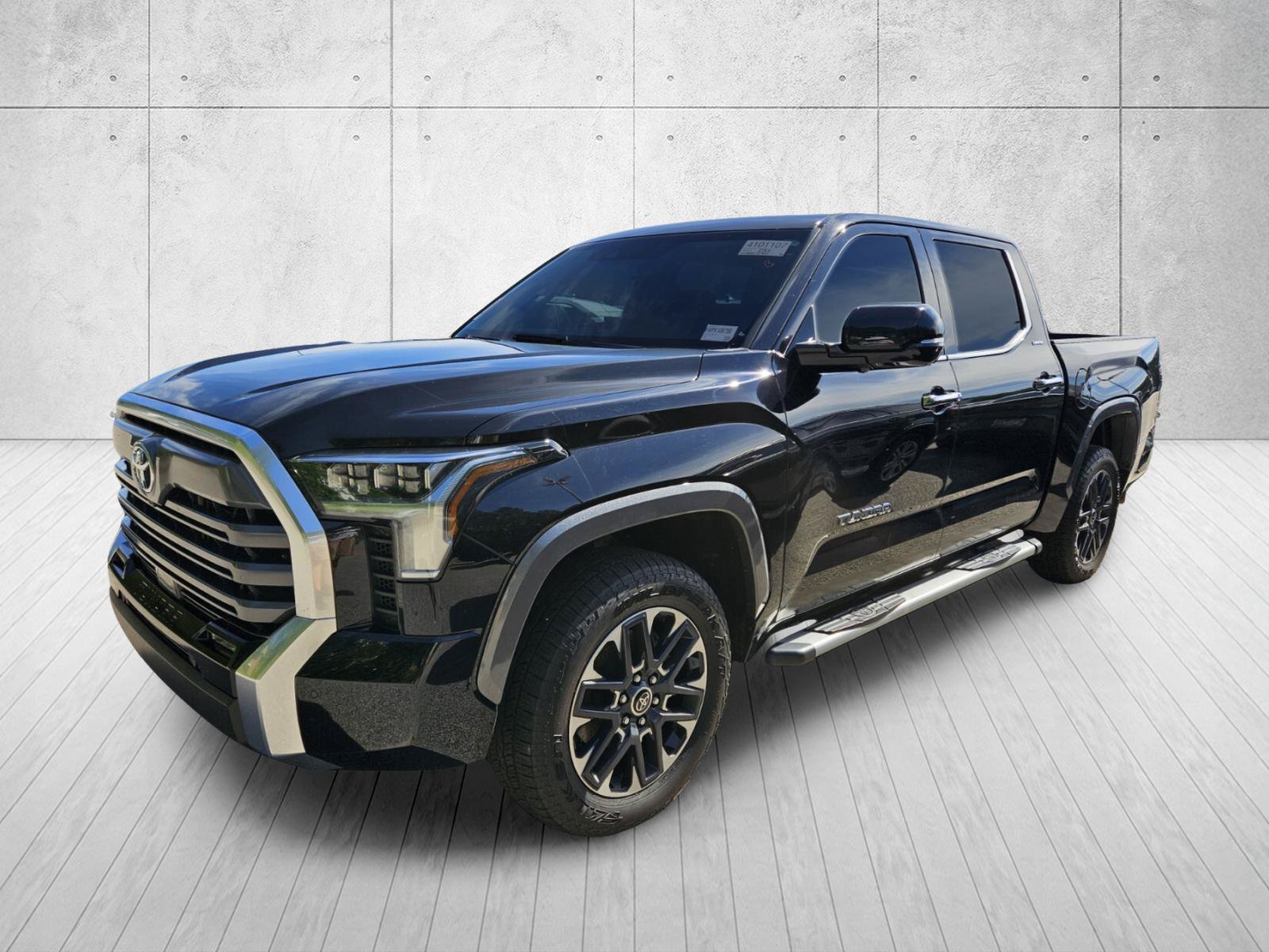 Used 2023 Toyota Tundra Limited AWD/4WD image 6
