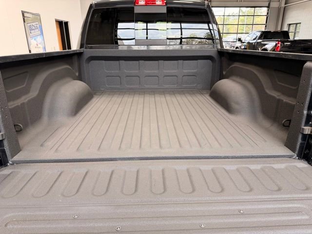 Used 2017 RAM 1500 Rebel w/ Luxury Group AWD/4WD image 10