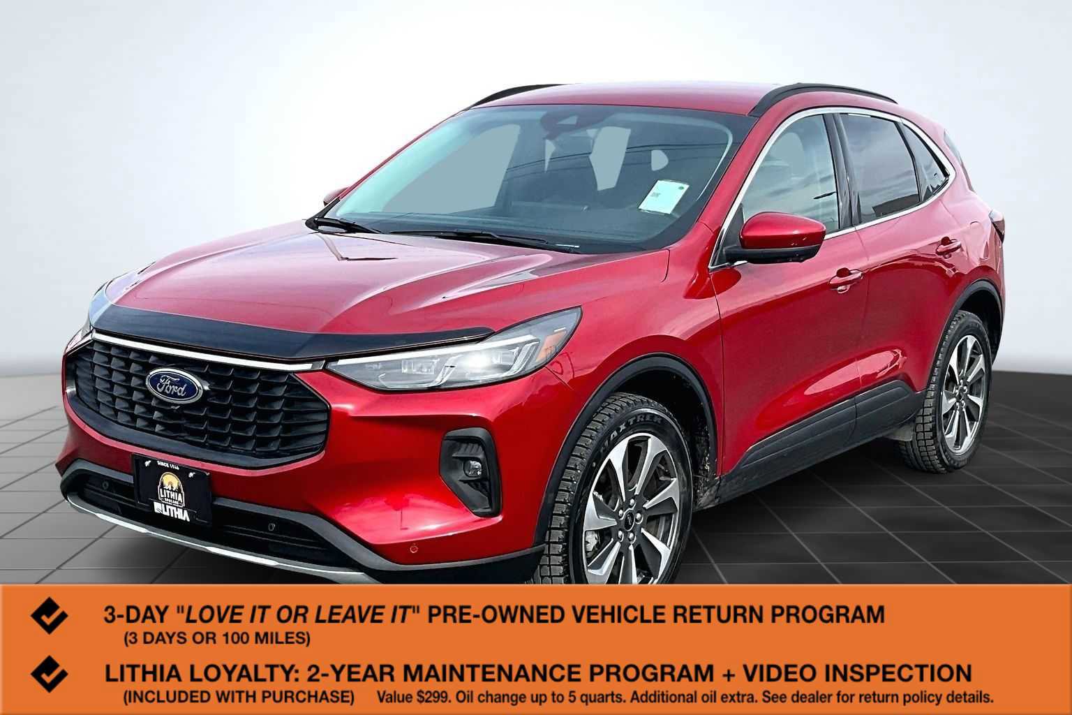 Used 2024 Ford Escape Platinum image 1