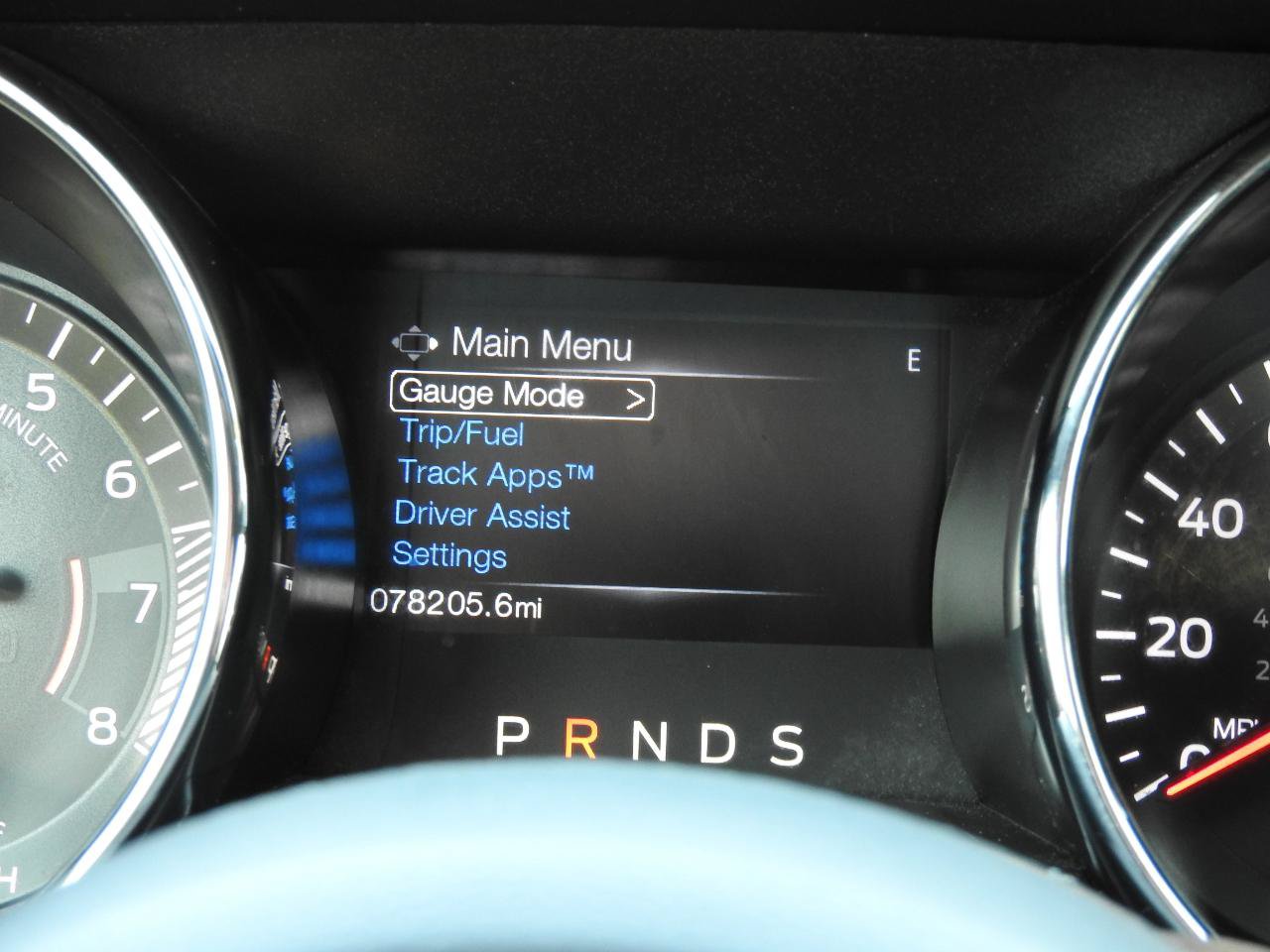 Used 2017 Ford Mustang Coupe RWD image 10