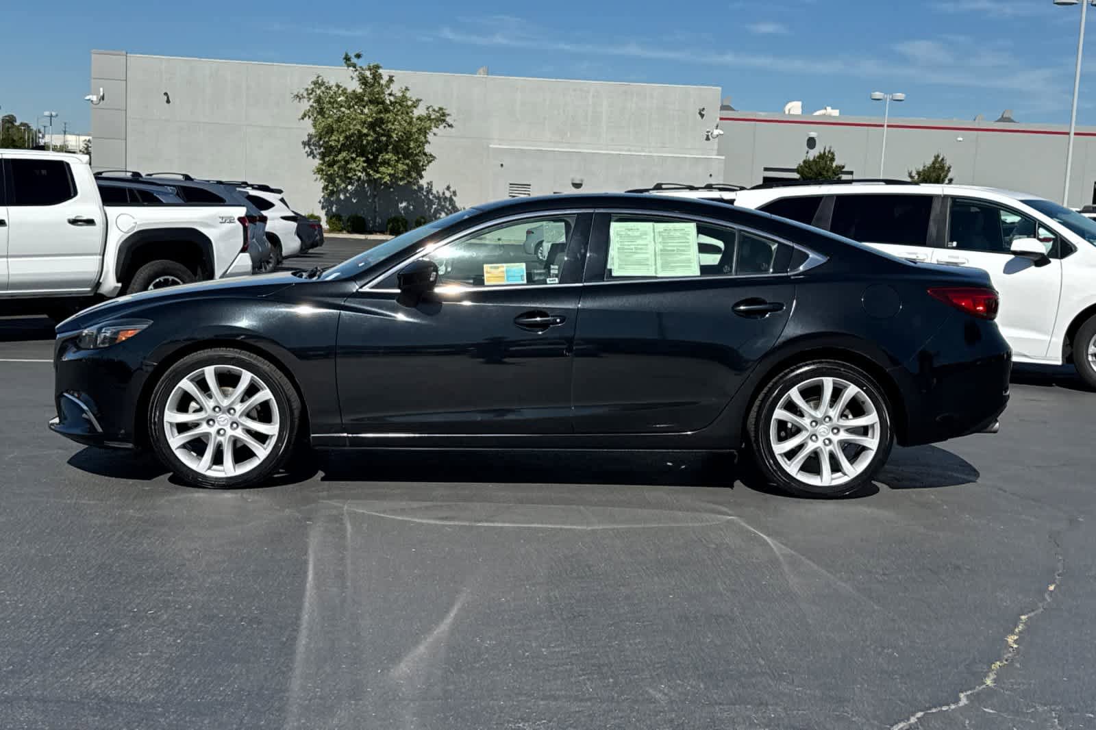 Used 2016 MAZDA MAZDA6 Touring w/ Touring Technology Package FWD image 9
