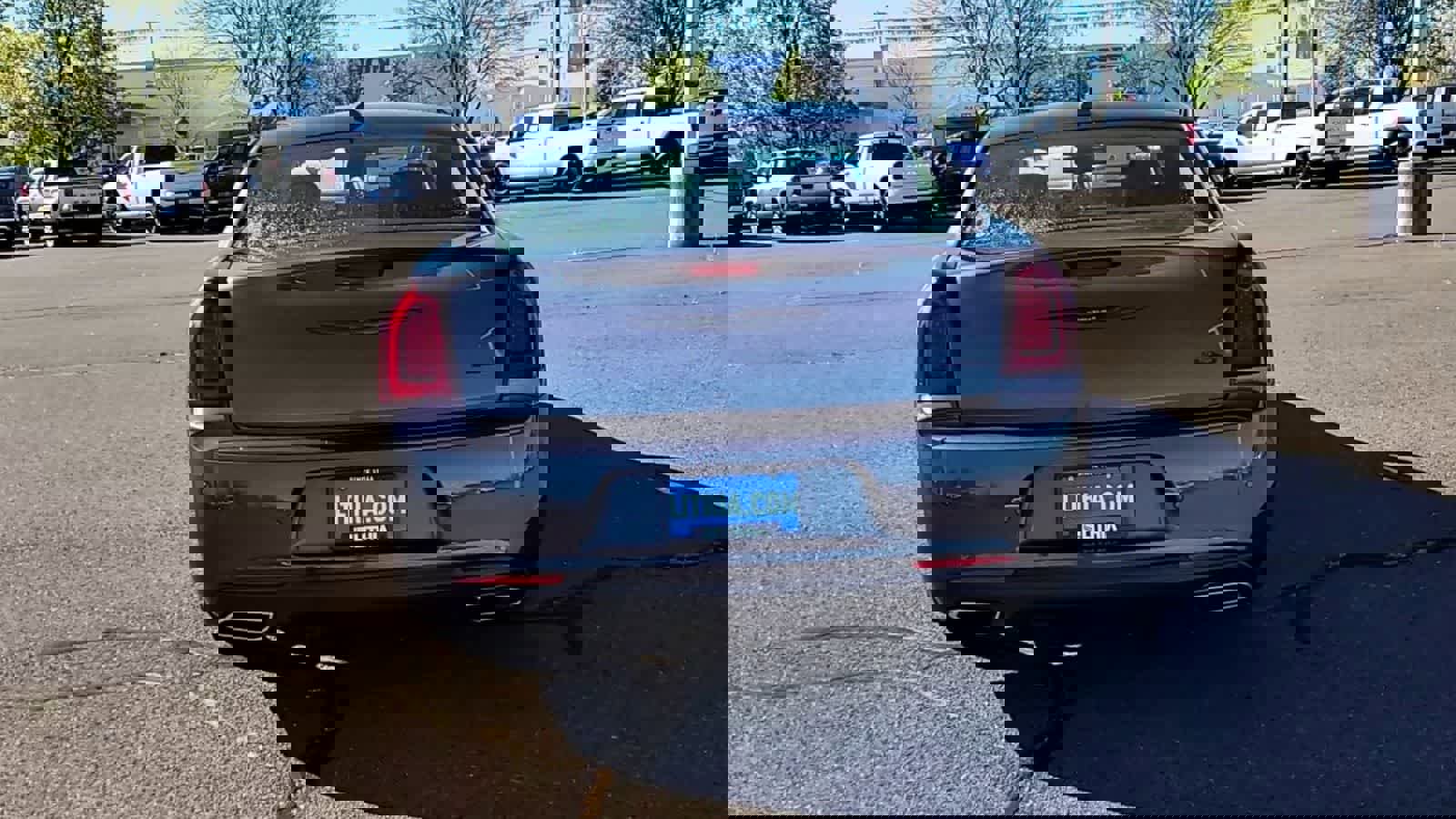 Used 2023 Chrysler 300 Touring L w/ Popular Equipment Group image 7