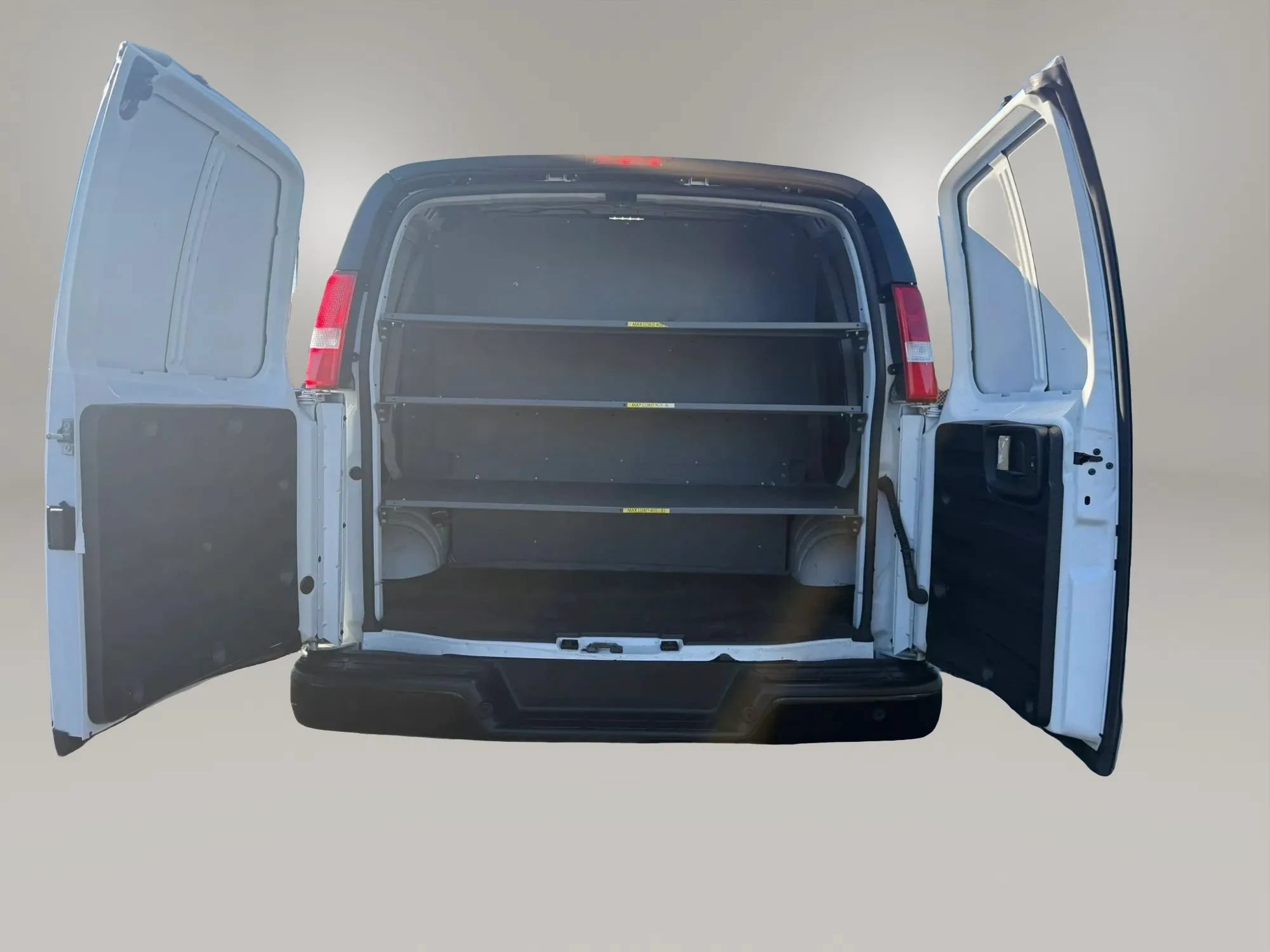 Used 2022 GMC Savana 2500 RWD image 25