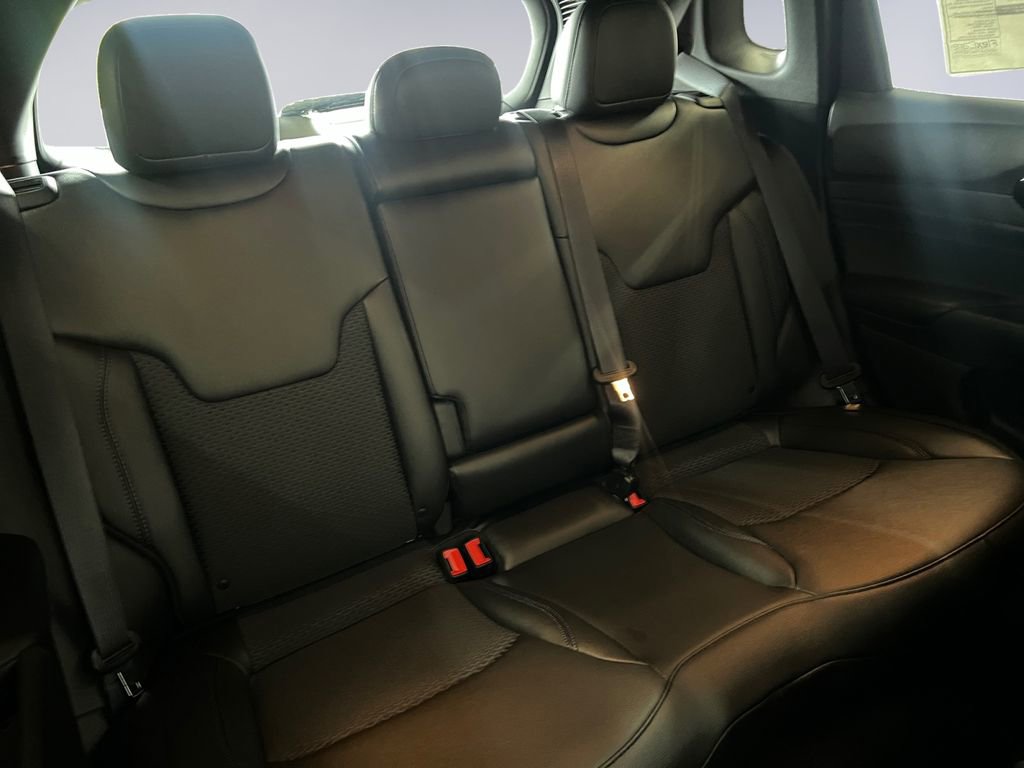 New 2026 Jeep Compass Latitude image 18