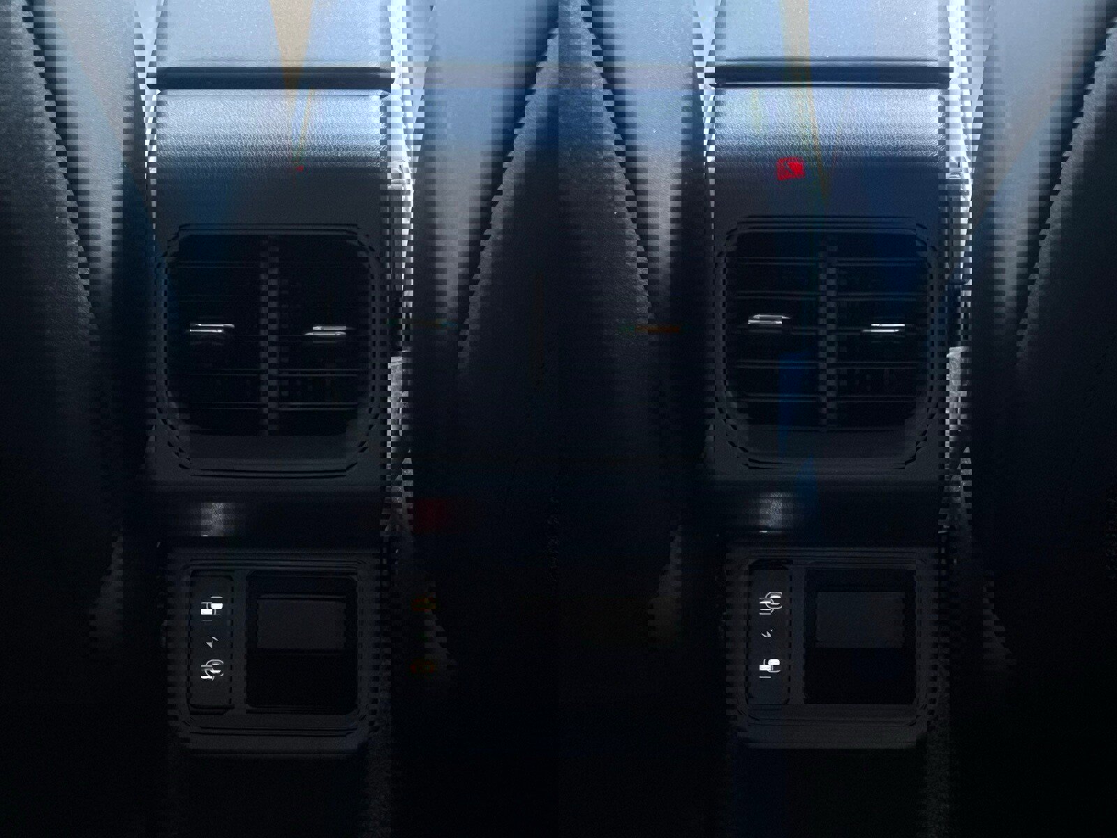 Used 2025 Kia K4 GT-Line Turbo image 18