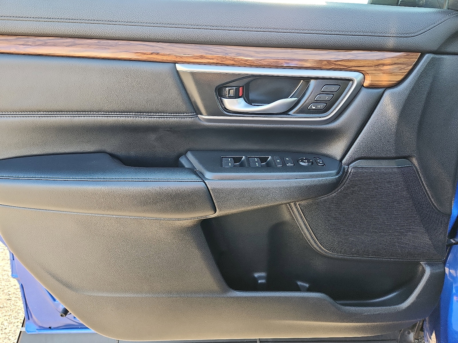 Used 2021 Honda CR-V EX-L image 12