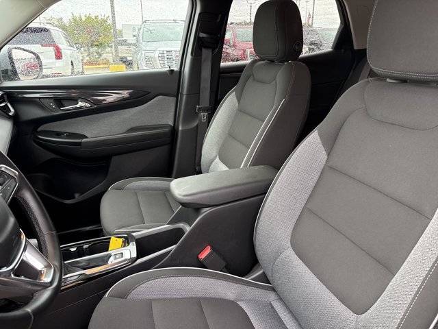Used 2024 Chevrolet TrailBlazer LT w/ Convenience Package FWD image 5
