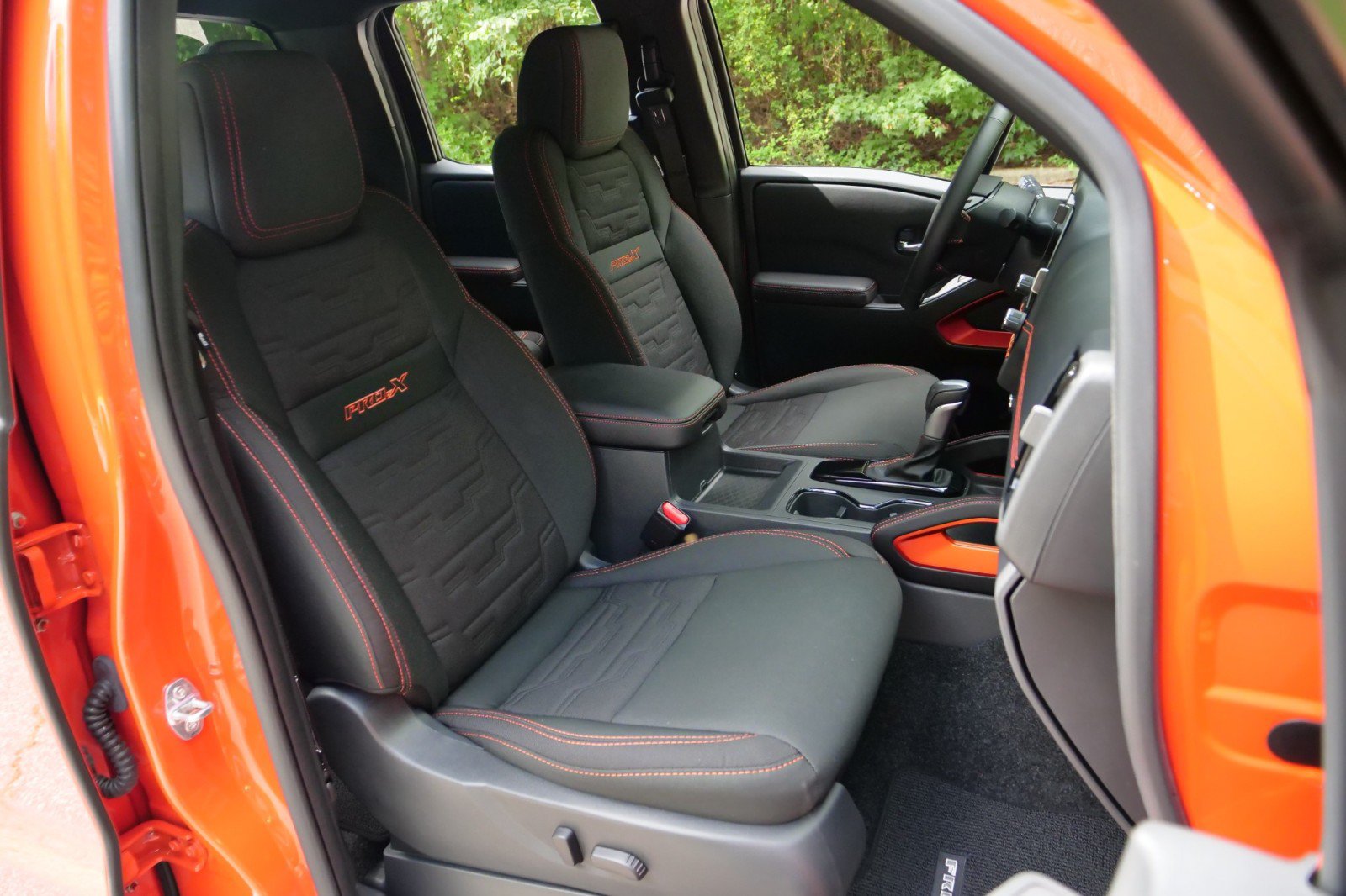 Used 2025 Nissan Frontier Pro-X RWD image 35