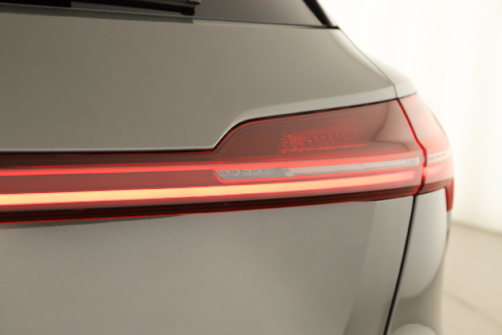 Certified 2024 Audi Q8 e-tron Premium Plus AWD/4WD image 30
