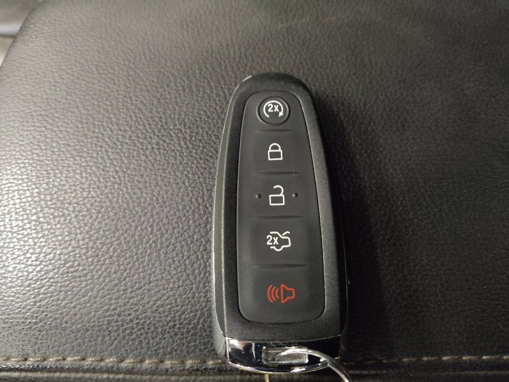 Used 2019 Ford Escape SEL FWD image 32