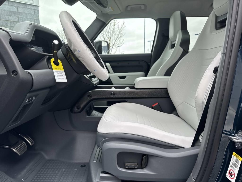 New 2026 Land Rover Defender 110 image 17