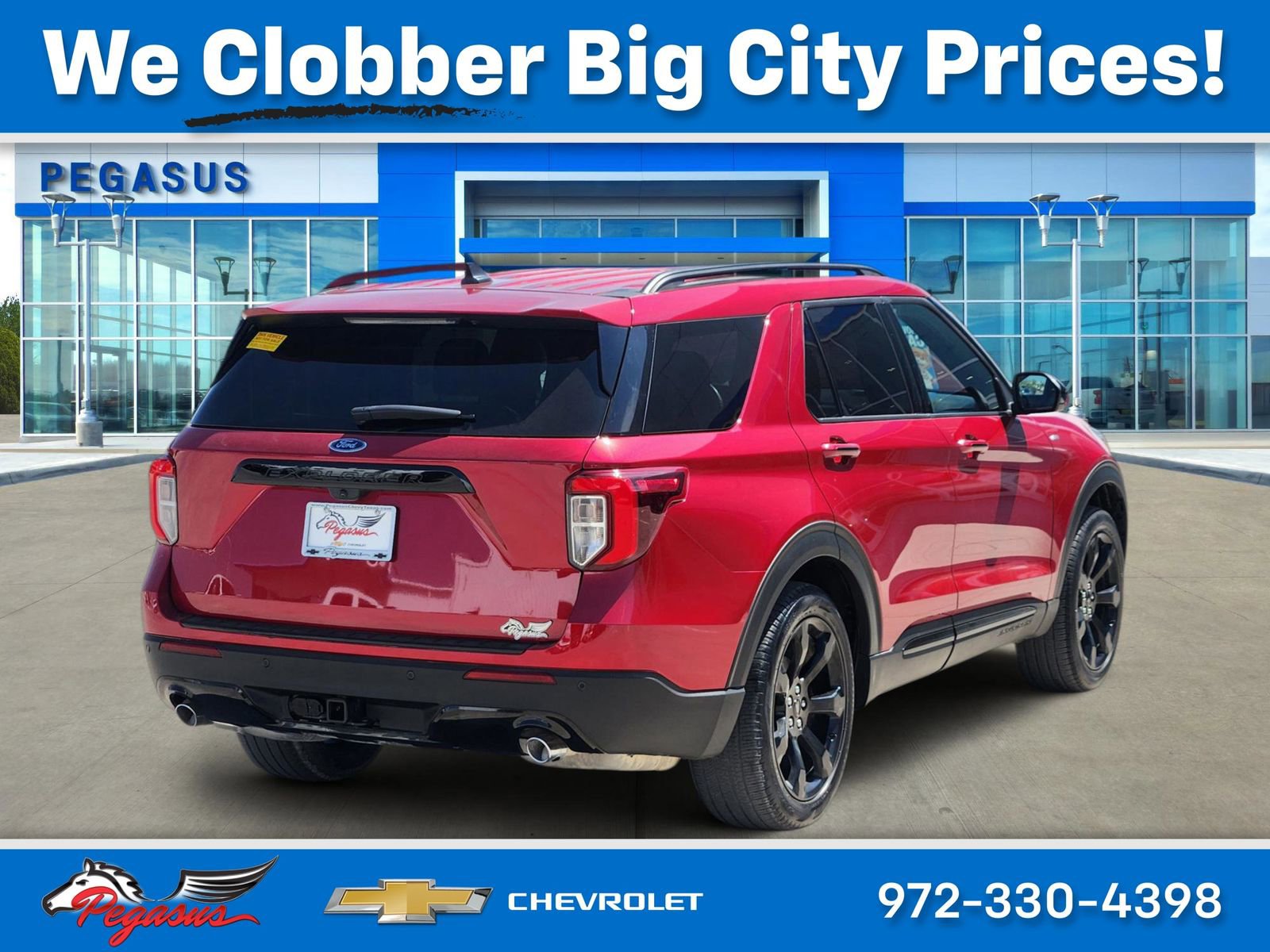 Used 2024 Ford Explorer ST-Line w/ Class IV Trailer Tow Package image 5