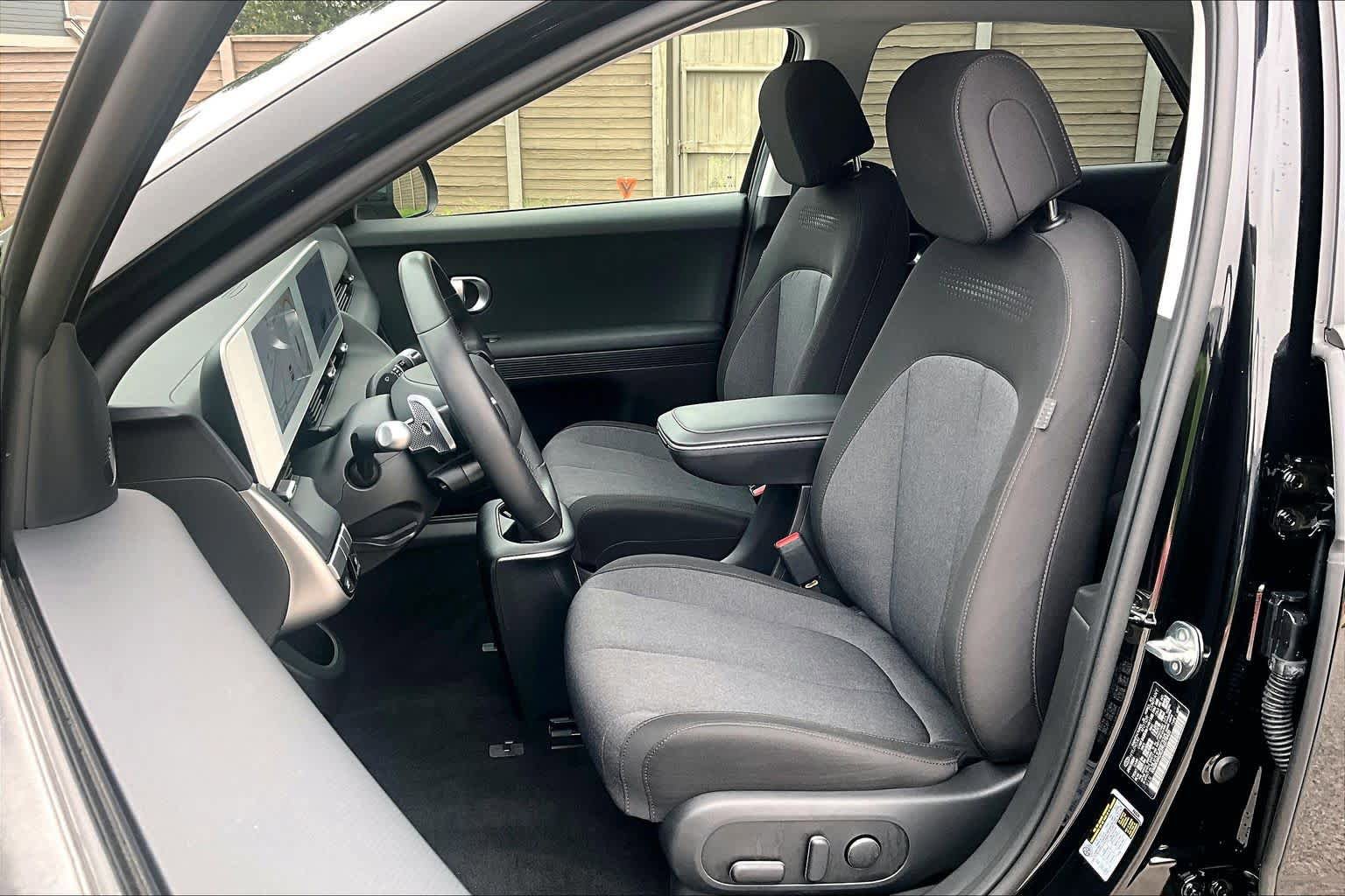 Used 2024 Hyundai Ioniq 5 SE RWD image 7