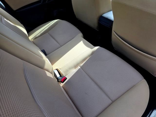 Used 2012 MAZDA MAZDA3 i Touring image 31