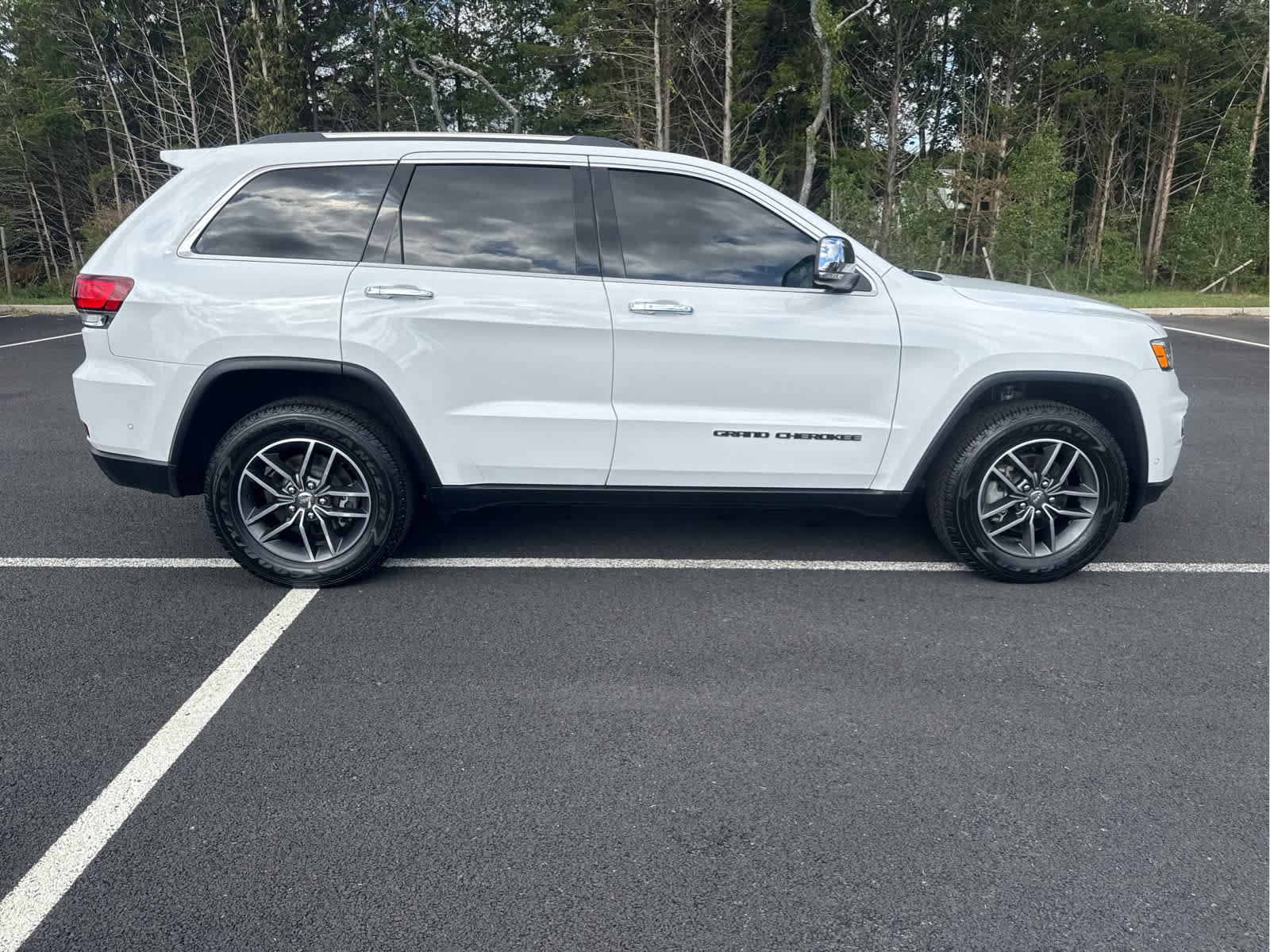 Certified 2020 Jeep Grand Cherokee Limited image 10