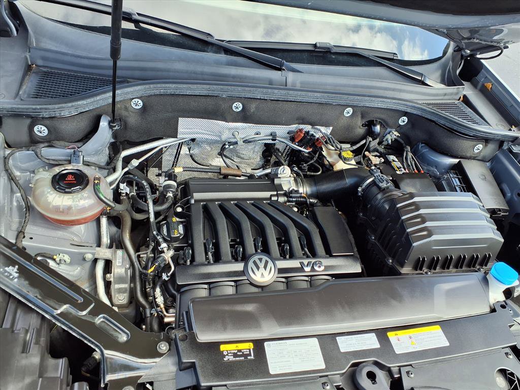 Used 2021 Volkswagen Atlas Cross Sport SE image 37