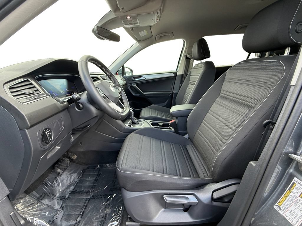 Used 2024 Volkswagen Tiguan S FWD image 9