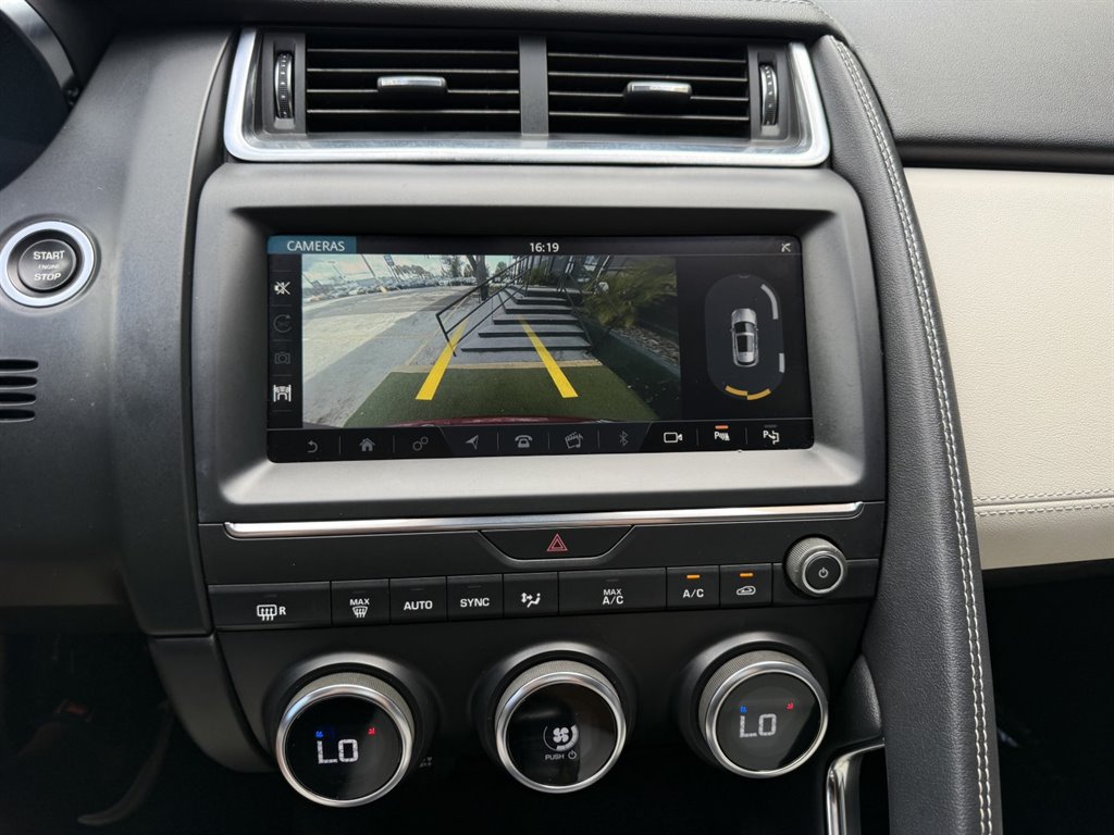 Used 2018 Jaguar E-PACE R-Dynamic SE AWD/4WD image 26