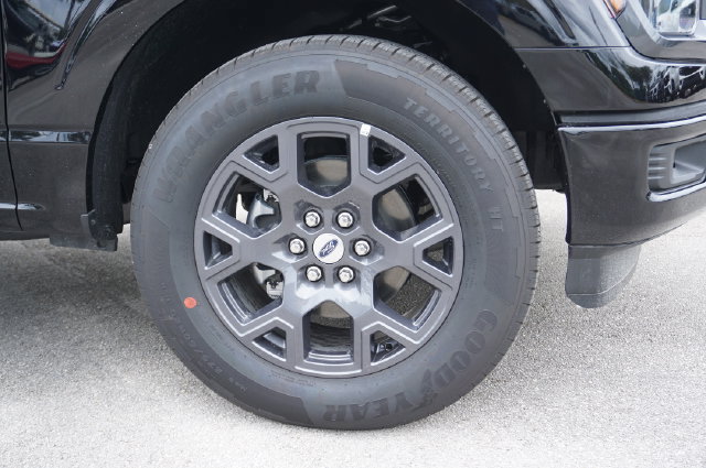 New 2026 Ford F150 STX w/ Equipment Group 200A RWD image 24