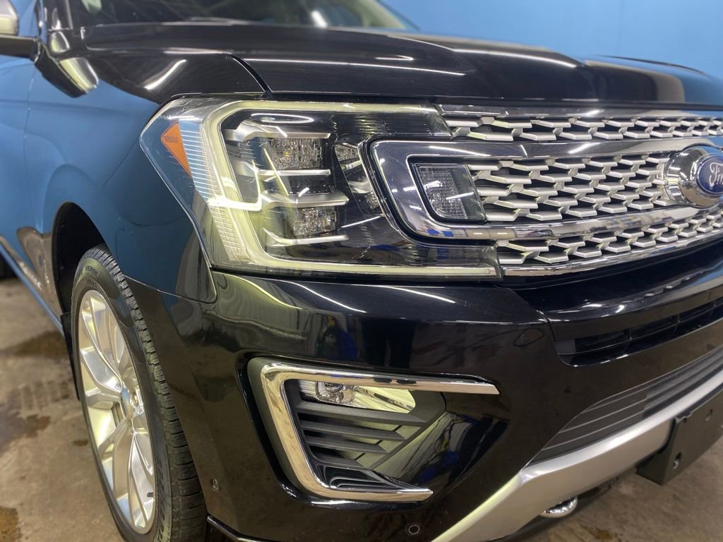 Used 2019 Ford Expedition Max Platinum image 2