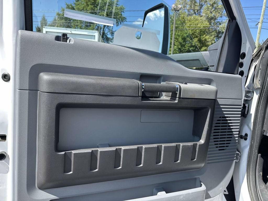 Used 2021 Ford F650 2WD Regular Cab Super Duty image 9