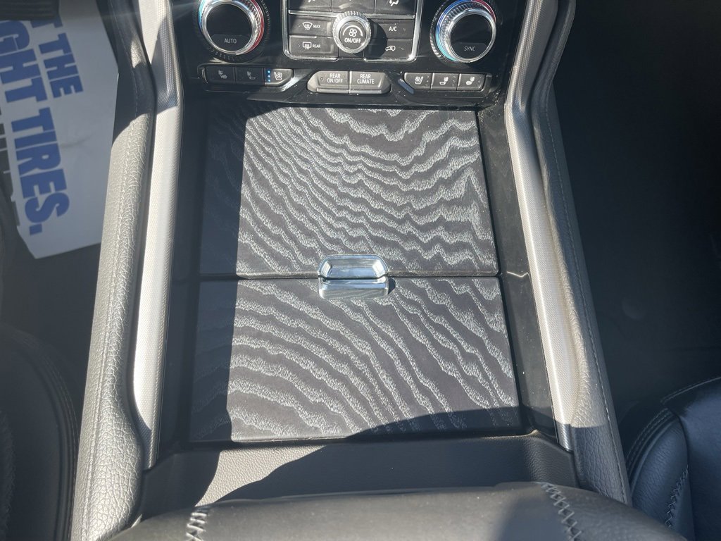 Used 2022 GMC Yukon Denali image 34