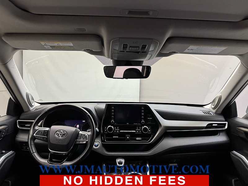 Used 2021 Toyota Highlander Limited AWD/4WD image 12