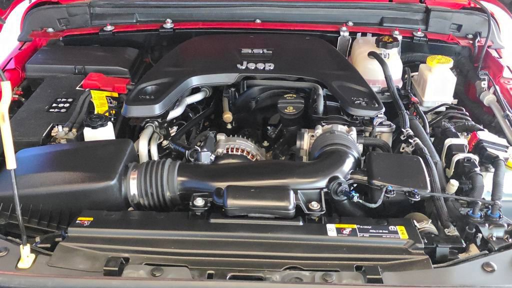 Used 2021 Jeep Gladiator Sport AWD/4WD image 11